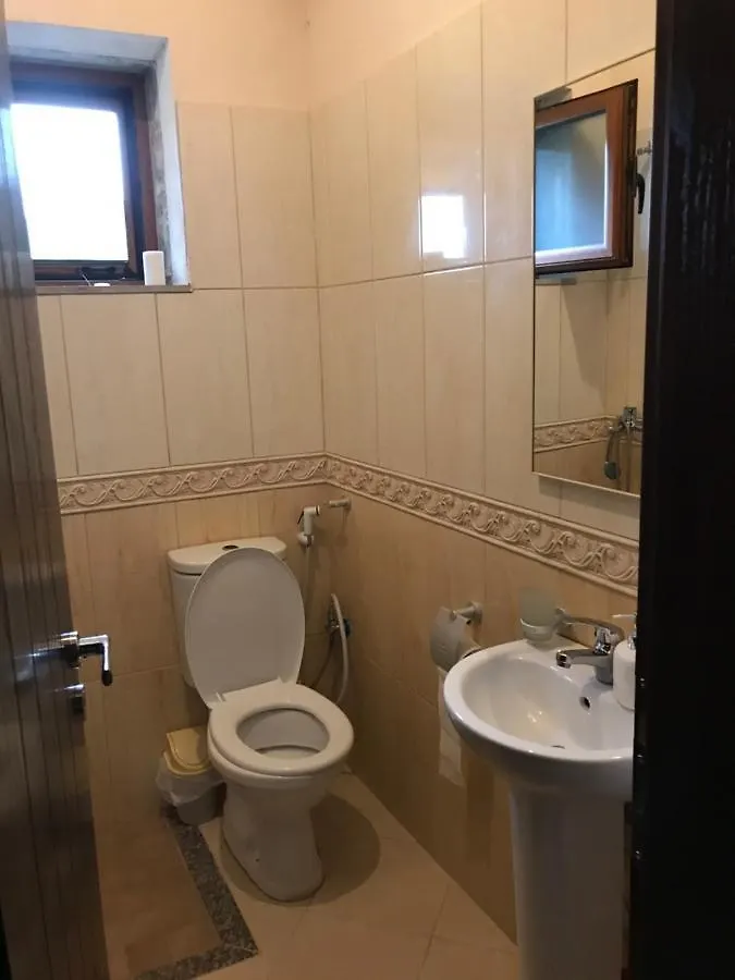 Bujtina Hader Xhebro Hostel Tepelene 0*,  Albania