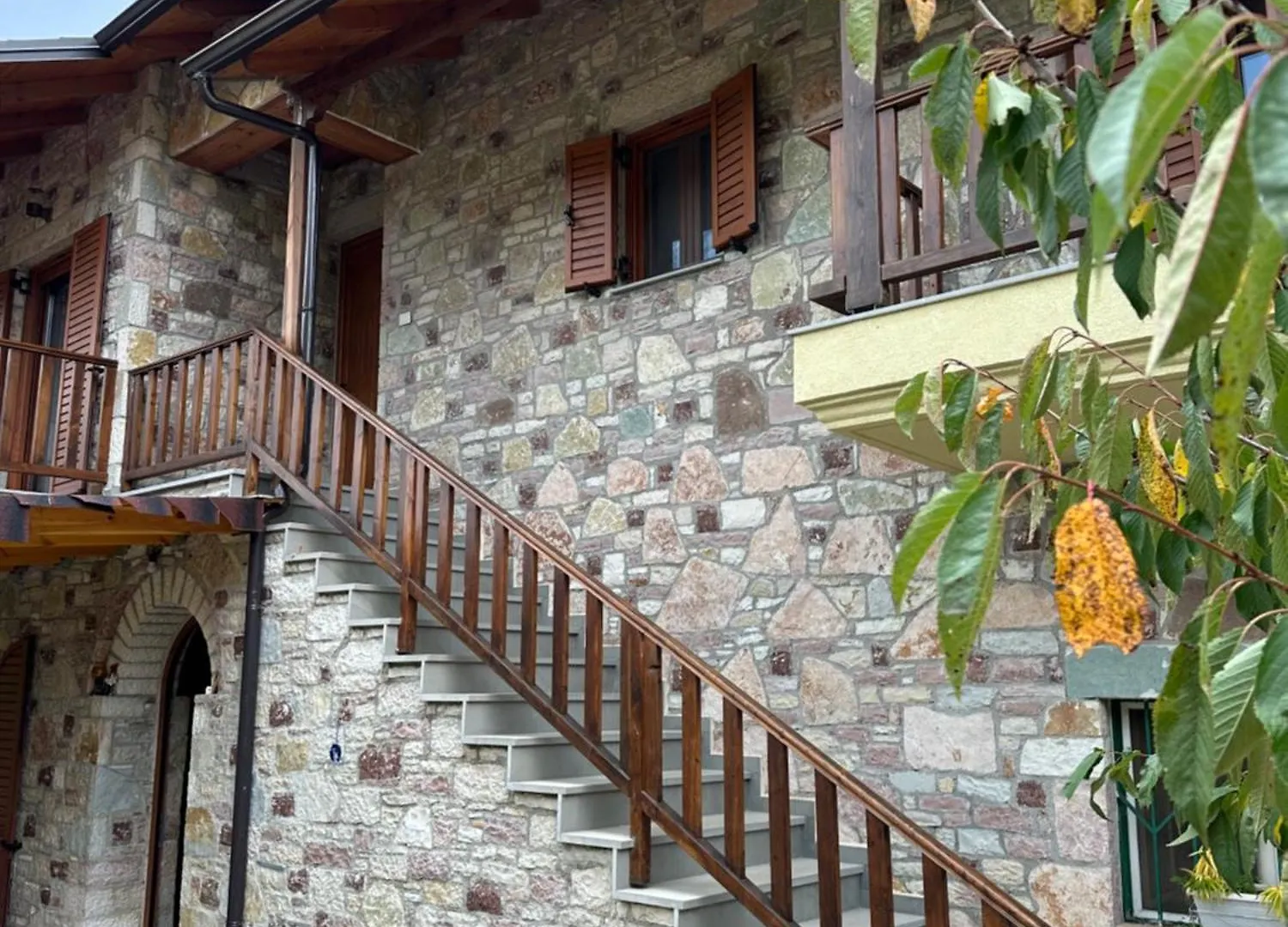 Bujtina Hader Xhebro Hostel Tepelene